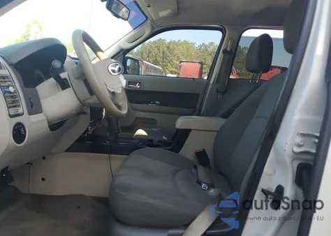 2010 Mazda Tribute I z USA, uszkodzony, nr VIN 4F2CY0C72AKM10013